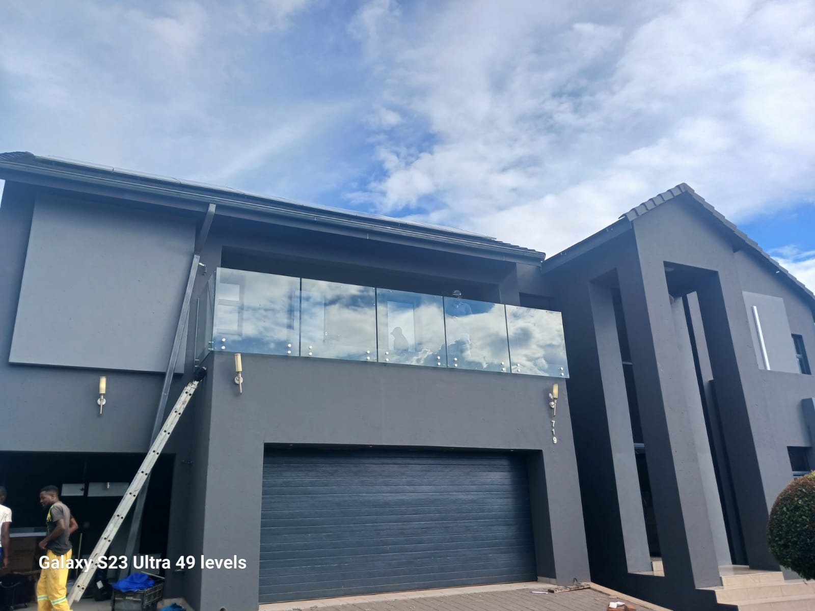 Frameless Glass Balcony — Modern Residence